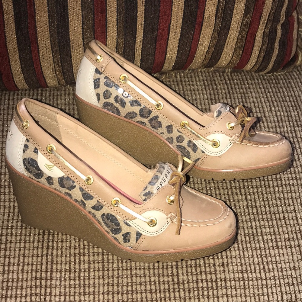 Sperry leather animal print/sequence wedged shoes